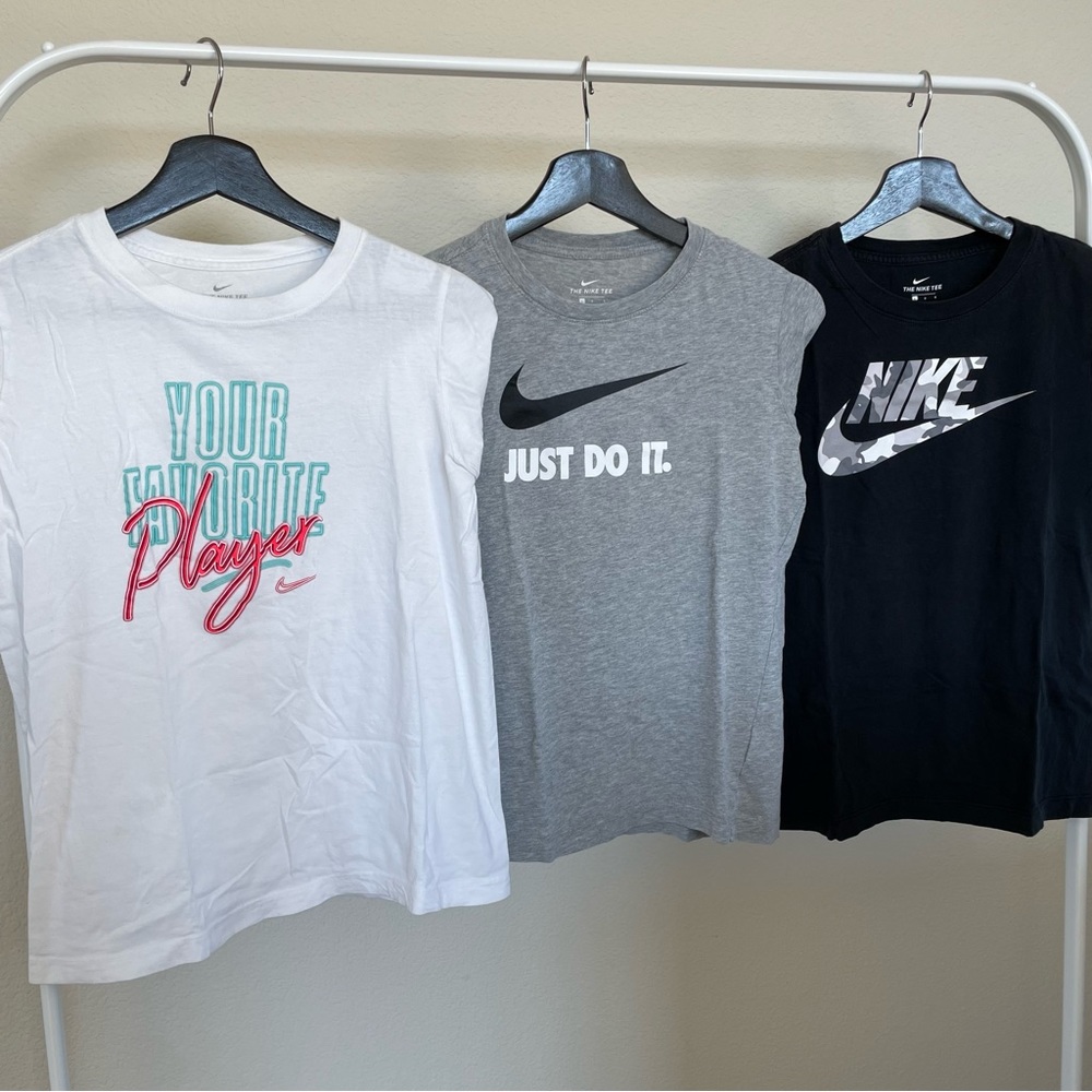 Nike Boys L T-Shirts (Bundle of 3)